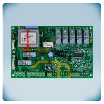 Picture of pcb with electronic compontents